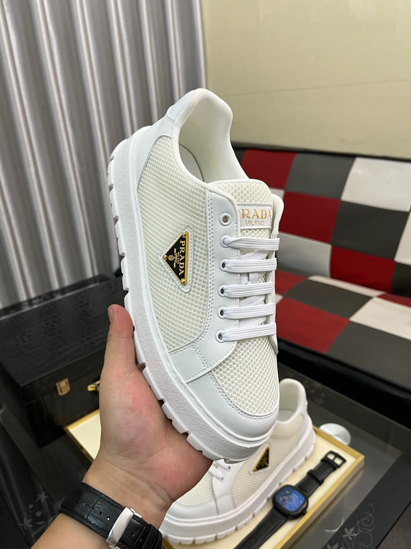 Men's Men's Shoes💰440⌚️⌚️《PRADA*》The latest and most popular casual shoes, top brand [seduce] luxury~purchasing agent, top~quality. [Strong] The upper is made of imported breathable special materials ➕ breathable feet (•) with fine workmanship. Original stylish and stylish soft rubber wear-resistant outsole, light and comfortable on the foot, size: 38-445️⃣colors available